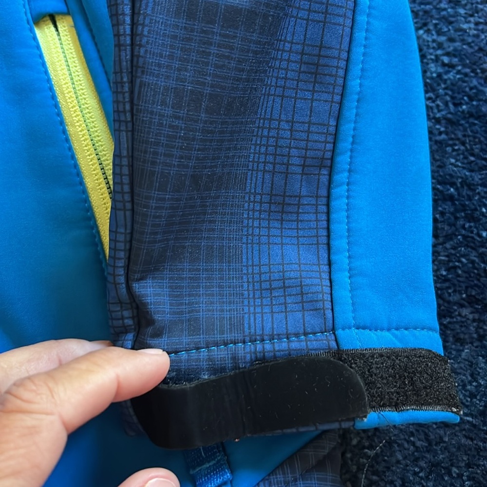 Kids Waterproof Jacket - Picture 4 of 6